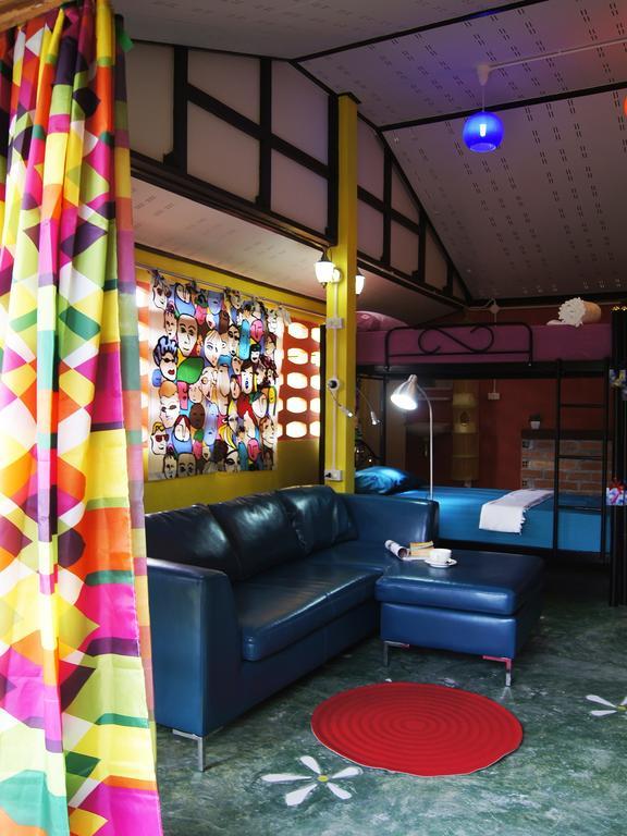 Dorm Des Fleurs Hostel Khao Lak Luaran gambar